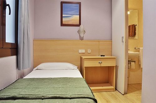 Ciudad Condal - Paseo De Gracia Affittacamere 3*